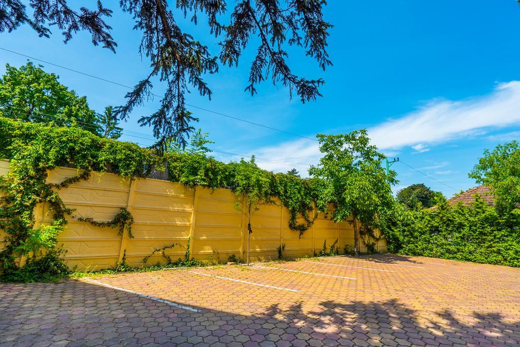 Riviera Apartmanhaz Siófok Exterior foto